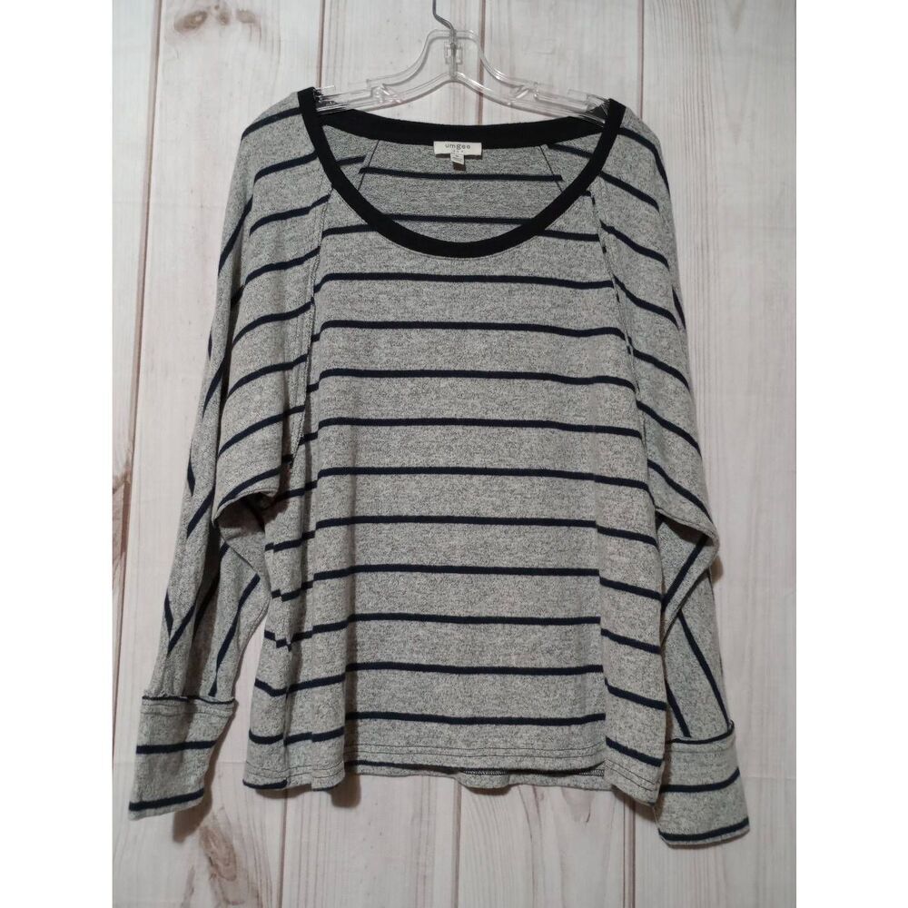 Umgee Sweater Ladies Medium Gray Navy Soft Oversized Cozy Light Weight